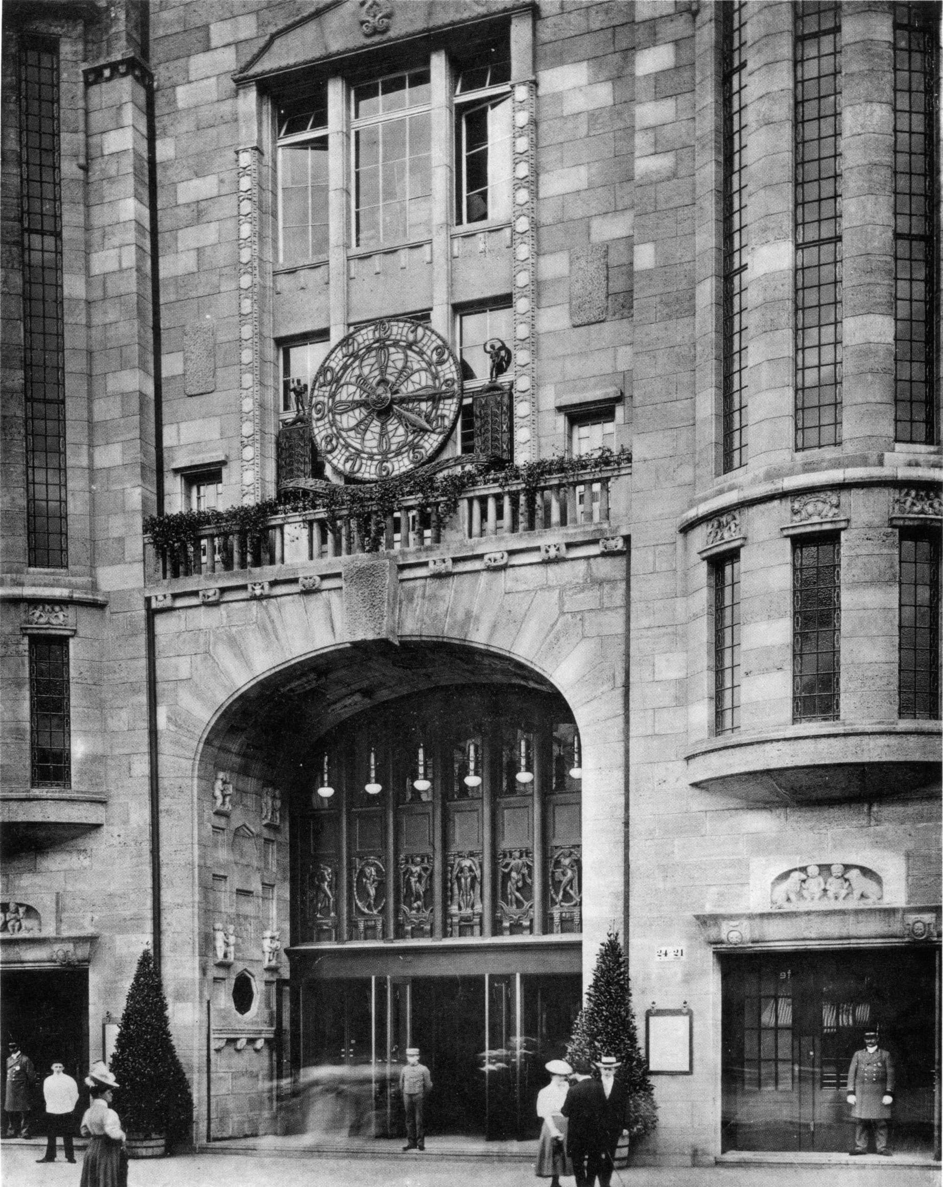 Kaufhaus des Westens (KaDeWe), Berlin · Tauentzienstraße