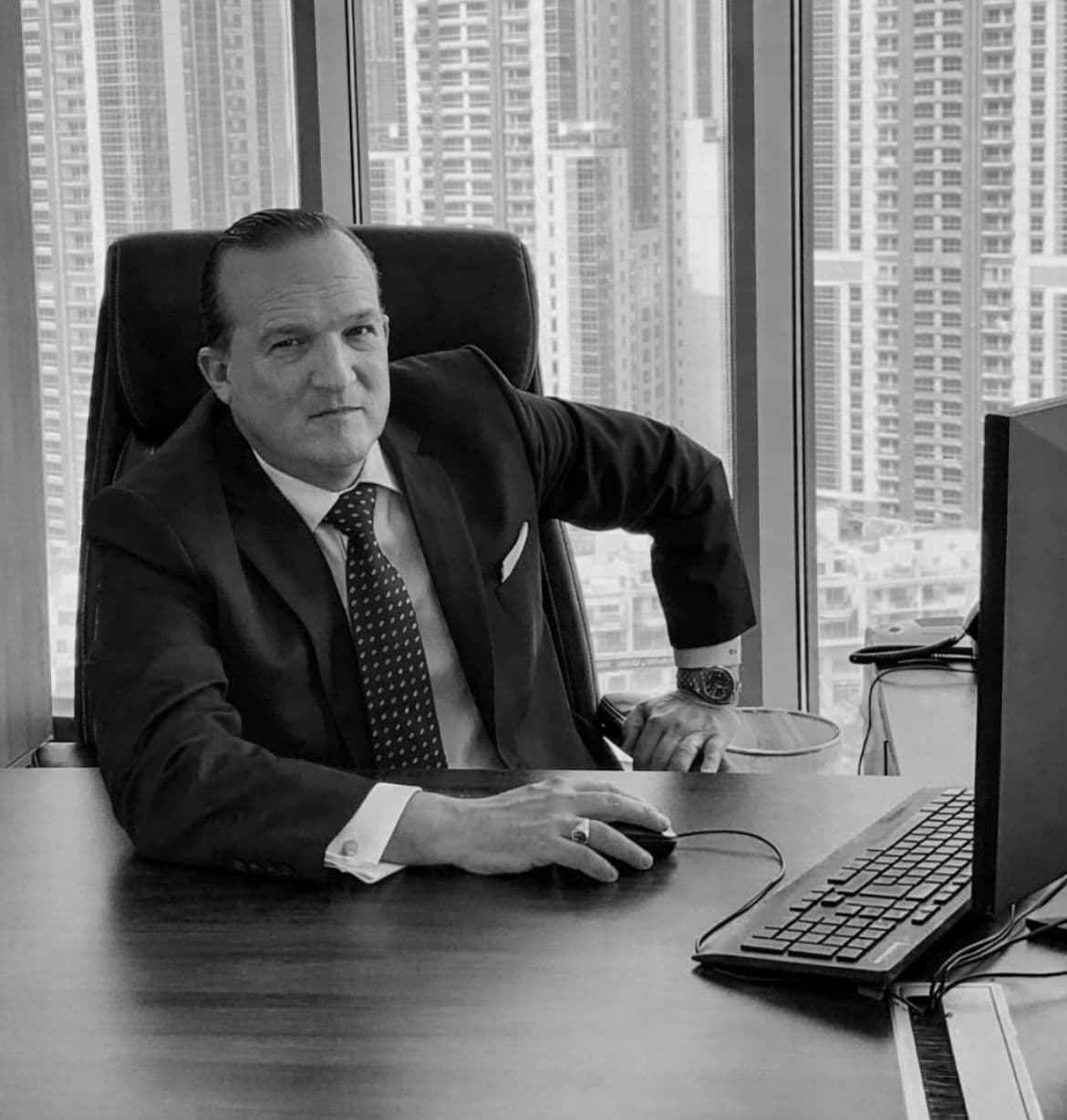 Dr. Raphael Nagel